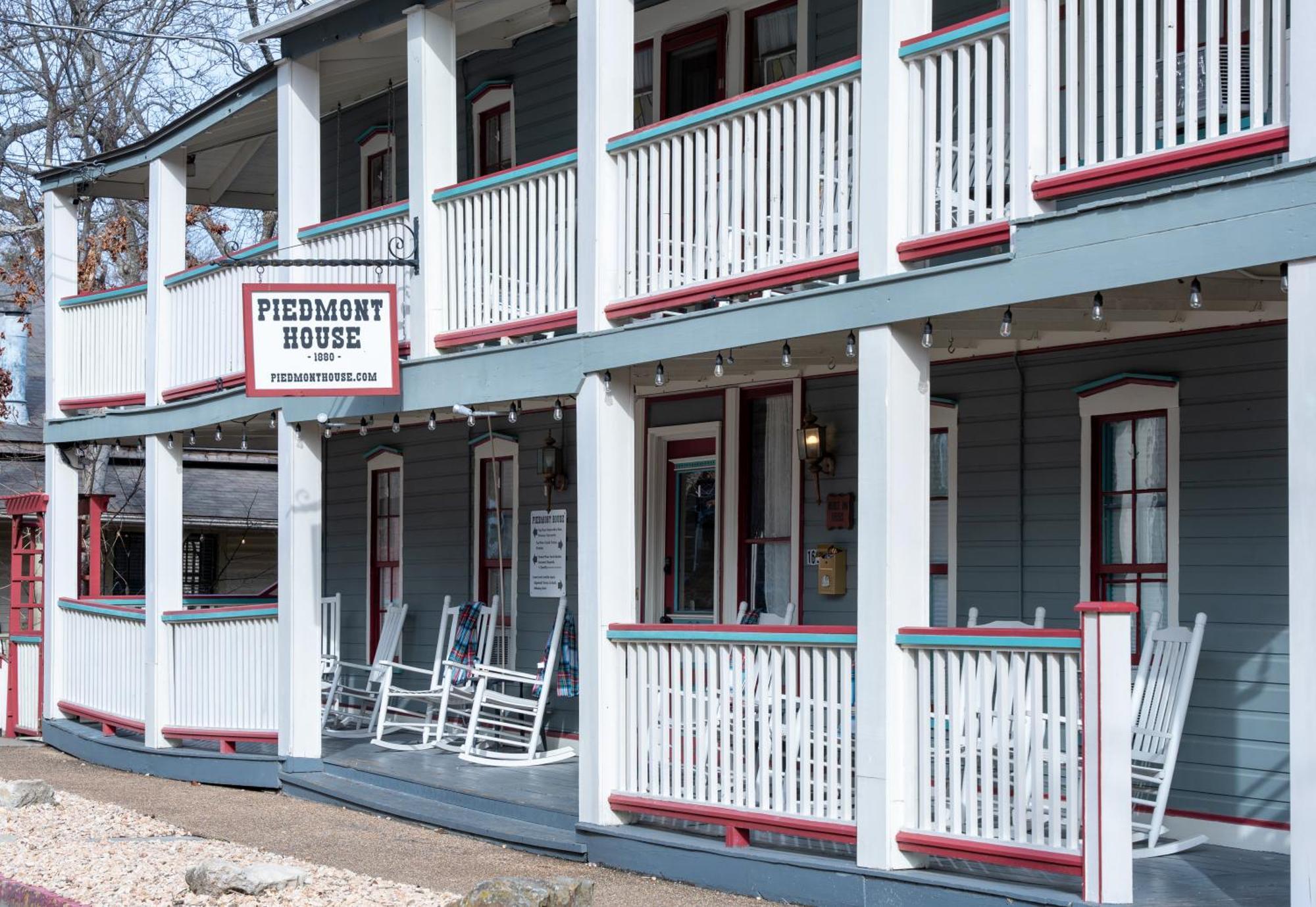 Downtown Chantilly Ste Piedmont Eureka Springs Eksteriør billede